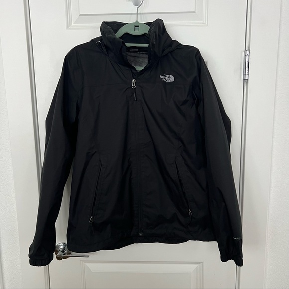 The North Face Resolve Plus Waterproof Jacket - Picture 8 of 14